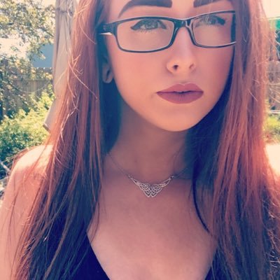 Poison Ivy - Twitter Profile Picture of Poison Ivy (@nyssa_newman) on Twitter