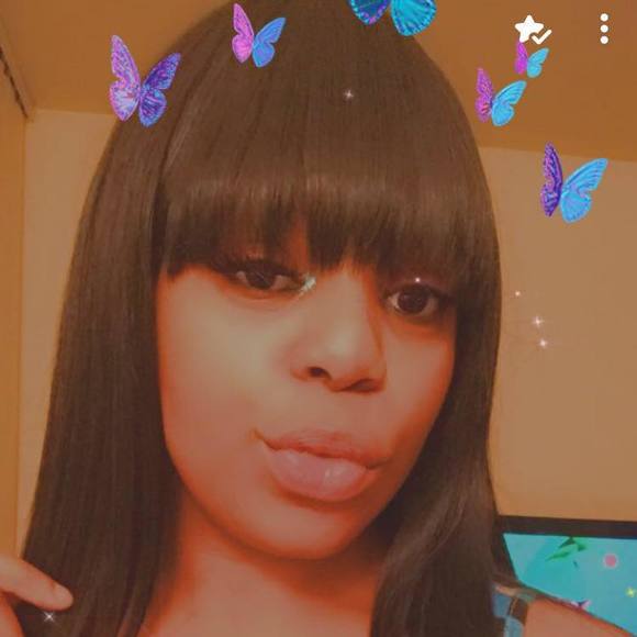Profile Picture of Shawnmonique Mcdougald (@kingsmommi) on Poshmark