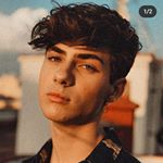 Profile Picture of Alex 👽 (@alexandru.__.popescu_ciprian) on Instagram