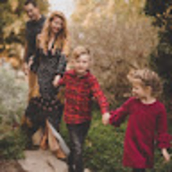 Profile Picture of Morgan Condie (@morecondie) on Poshmark