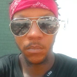 Profile Picture of Raymond Slate (@raymond.slate.54) on Facebook