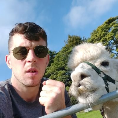 Profile Picture of Chris Donnelly (@maradonnelly10) on Twitter