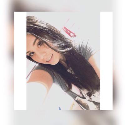 Profile Picture of Ana Julia Buss Viero (@BussViero) on Twitter