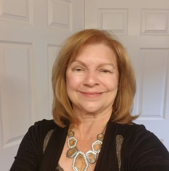 Profile Picture of Nancy Worlow (@nworlow) on Poshmark