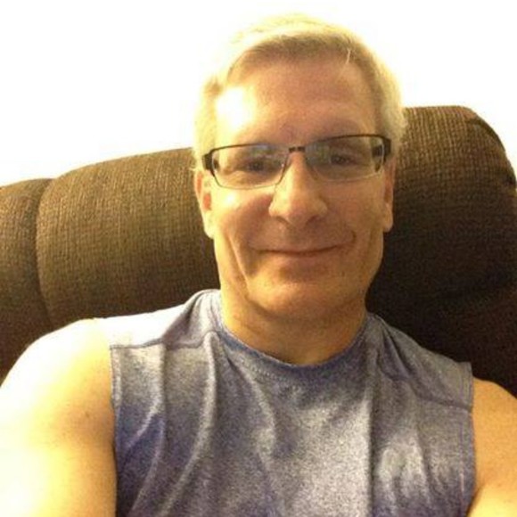 Profile Picture of John Richard (@johnrichard284) on Poshmark