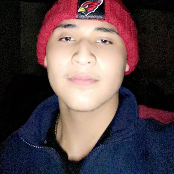 Profile Picture of Victor Felix (@victor23felix) on Poshmark