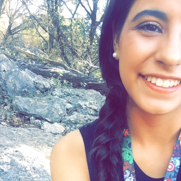 Profile Picture of Jordan Neill (@jordanneill) on Poshmark