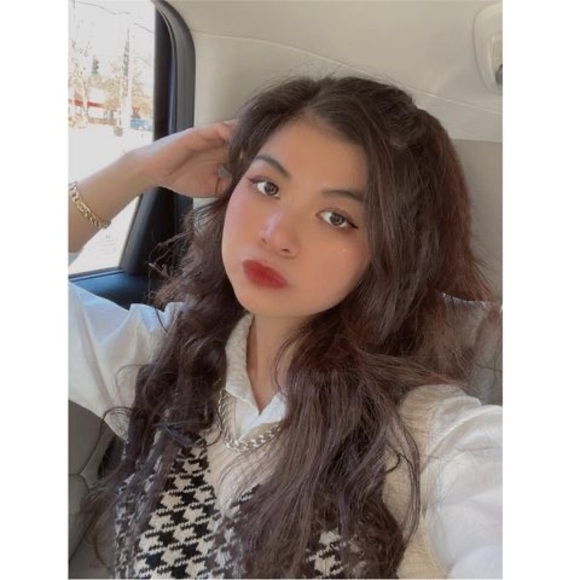 Socola Tiên - Poshmark Profile Picture of Socola Tiên (@socolat) on Poshmark