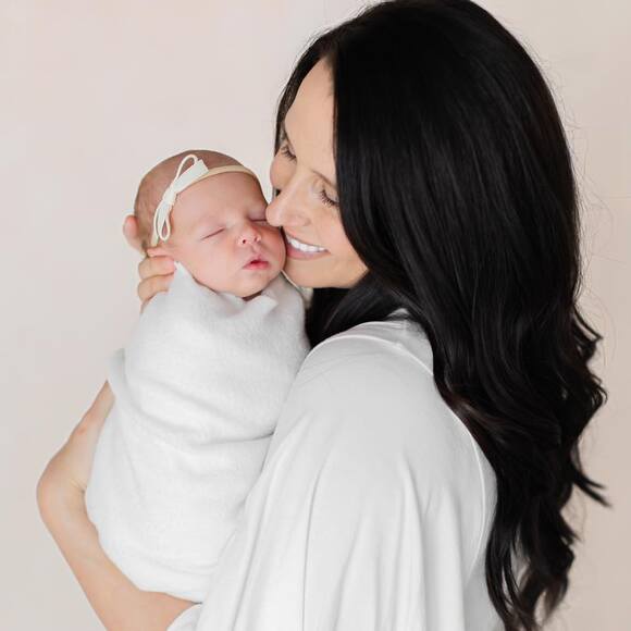 Profile Picture of Courtney Dimisa (@courtneydimisa) on Poshmark