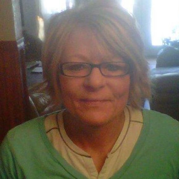 Profile Picture of Sandy Swanson (@sandt6749) on Poshmark