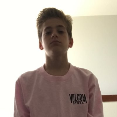 Profile Picture of Michael Hillier (@michae1hillier) on Twitter