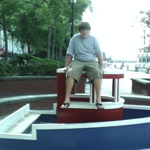 Profile Picture of Avery Bragg (@averybragg) on Myspace