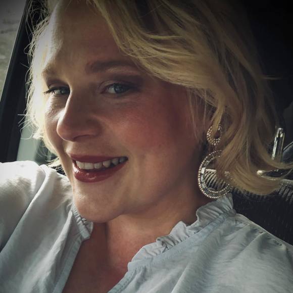 Morgan Hefner - Poshmark Profile Picture of Morgan Hefner (@morganh_2010) on Poshmark