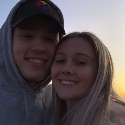 Ashtyn Hall - Twitter Profile Picture of Ashtyn Hall (@AshtynHall) on Twitter