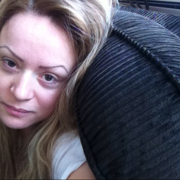 Profile Picture of Arzu Esen (@arzu) on Poshmark