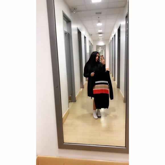 Profile Picture of Hellen Cabriales (@hellencabriales) on Poshmark