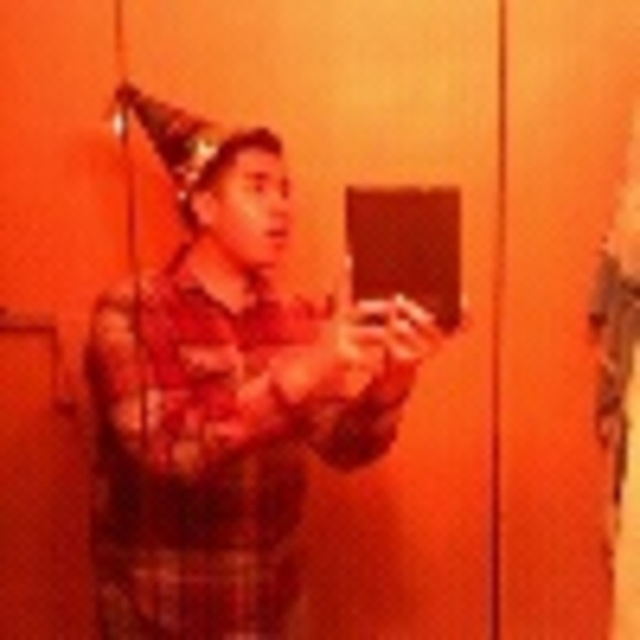 Profile Picture of Jonathan Toro (@dashikibonbon) on Poshmark