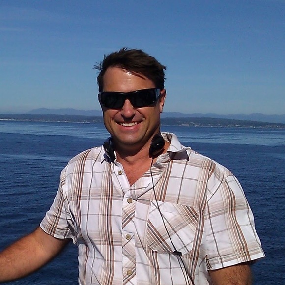 Profile Picture of Jason Coltrin (@jasoncoltrin) on Poshmark