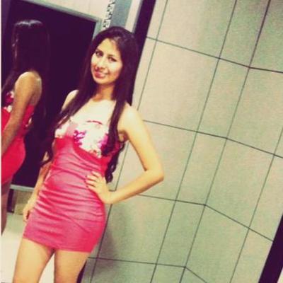 Profile Picture of Rachel Stack (@RachelStackie) on Twitter