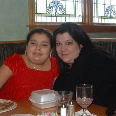 Profile Picture of Shelly Kimball (@shelljrfan88) on Twitter