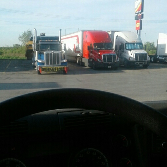 Profile Picture of Akeem Jackson (@king8james) on Poshmark