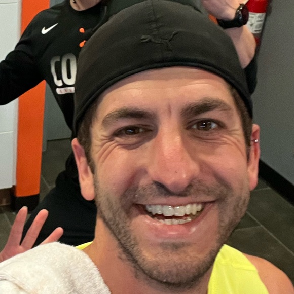 Profile Picture of Tony Deeb (@atdeeb) on Poshmark