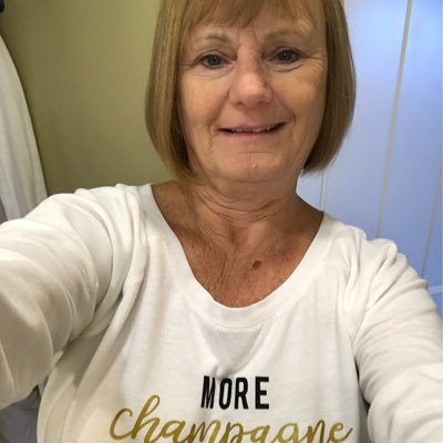 Profile Picture of Candy Campos (@candezz2) on Twitter