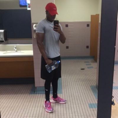 Profile Picture of Nathaniel Joseph (@@n8_bossstatus) on Twitter