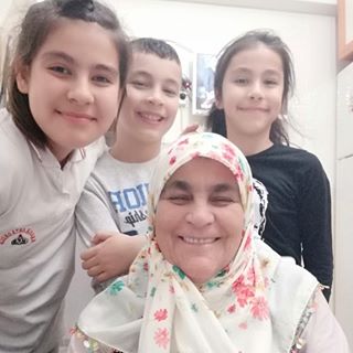 Medine Sezek - Facebook Profile Picture of Medine Sezek (@medine.sezek) on Facebook