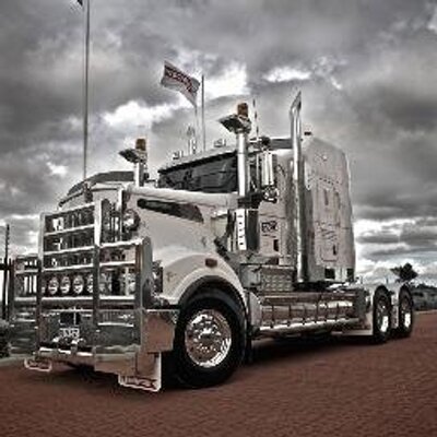 Profile Picture of Jason Clatworthy (@CTSJason) on Twitter