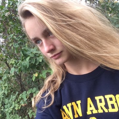 Profile Picture of Elizabeth Guenther (@lizguenther13) on Twitter