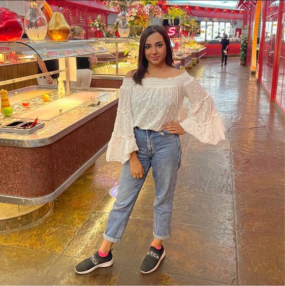 Profile Picture of Hilana Said (@hilanasaid399) on Poshmark