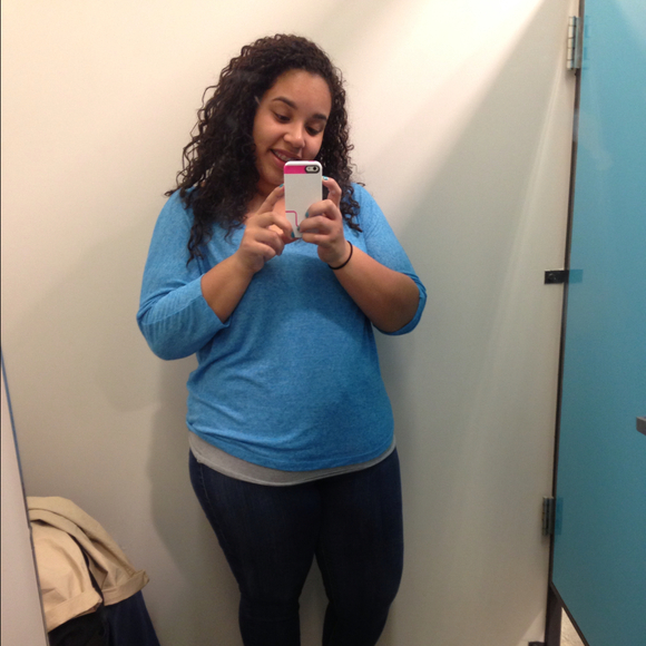 Profile Picture of Jamileth Sanchez (@jamisanchez) on Poshmark