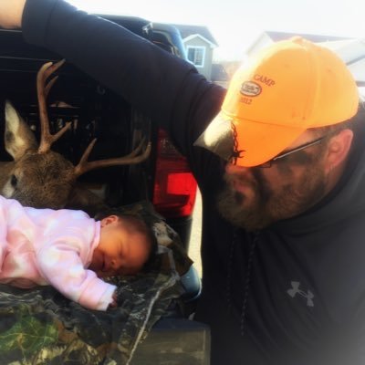 Profile Picture of Jeffrey Shoop (@ShoopJeffrey) on Twitter
