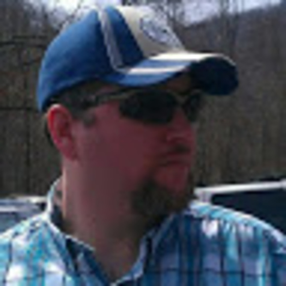 Profile Picture of Richard Minnick (@rchrdminnick) on Poshmark