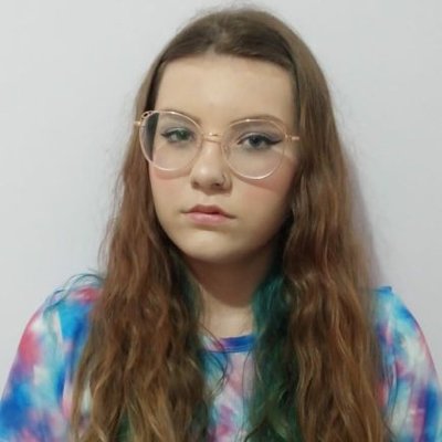 Profile Picture of Maria Paula (@dix_mariapaula) on Twitter