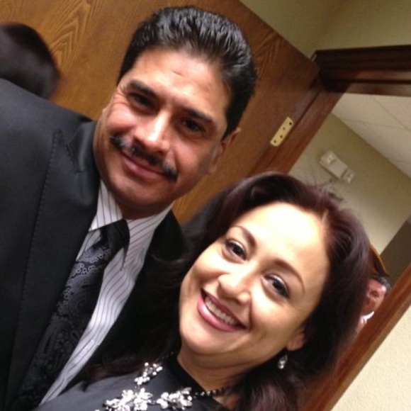 Profile Picture of Aidee Navarrete (@aideenavarrete) on Poshmark