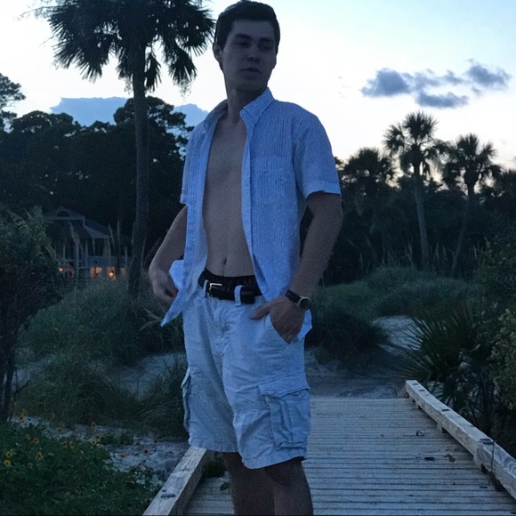 Profile Picture of Jake Saunders (@jsaunders2399) on Poshmark