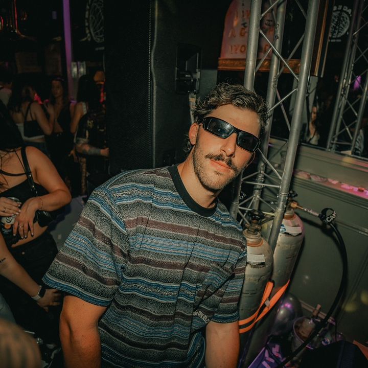 Profile Picture of Eric Birnberg (@rockets81) on Tiktok