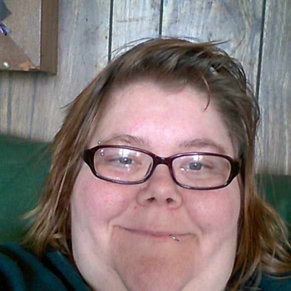 Profile Picture of Odessa Heeder (@odie2015) on Poshmark