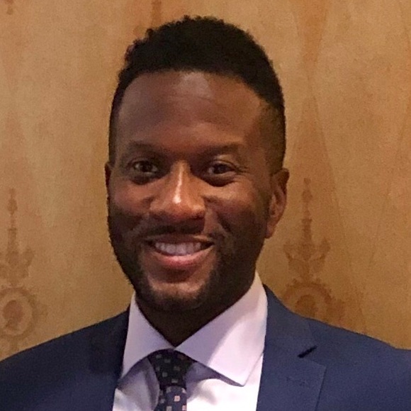Profile Picture of James Sennette (@sennettewj) on Poshmark