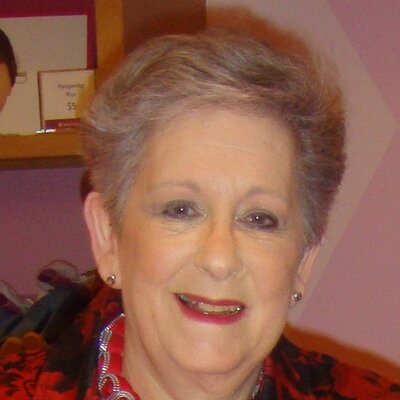 Profile Picture of Ruth Ross (@njartsmaven) on Twitter