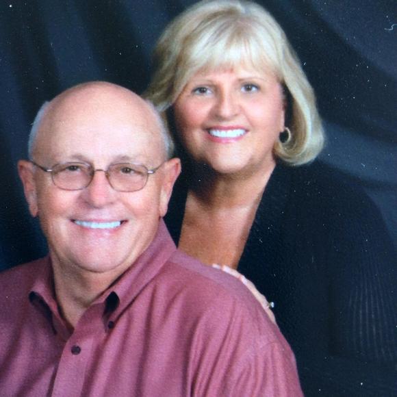 Dan Foland - Poshmark Profile Picture of Dan Foland (@foland109) on Poshmark