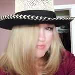 Maureen McCarthy Avery - Instagram Profile Picture of Maureen McCarthy Avery (@maureenmccarthyavery) on Instagram