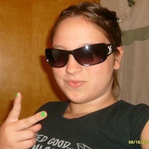 Profile Picture of Katelyn Noble (@katieandsydbffl) on Myspace