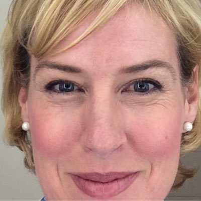 Profile Picture of Nancy Ullman (@PetitParapluies) on Twitter