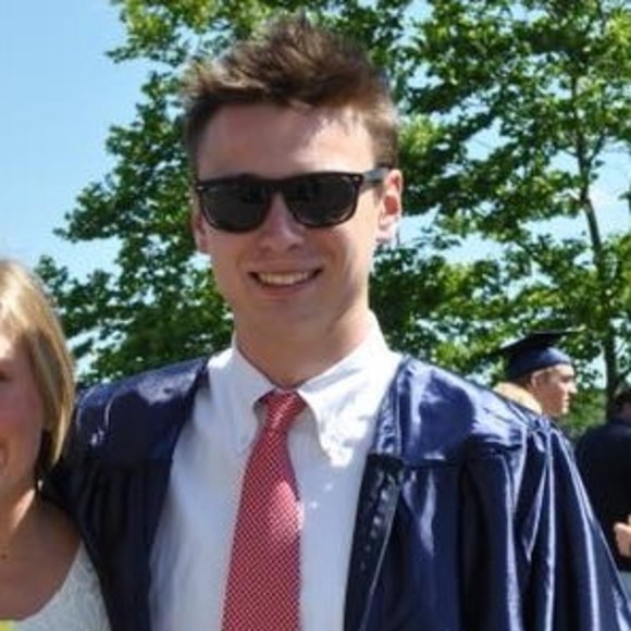 Profile Picture of Brendan Kearns (@brendan_kearns) on Poshmark