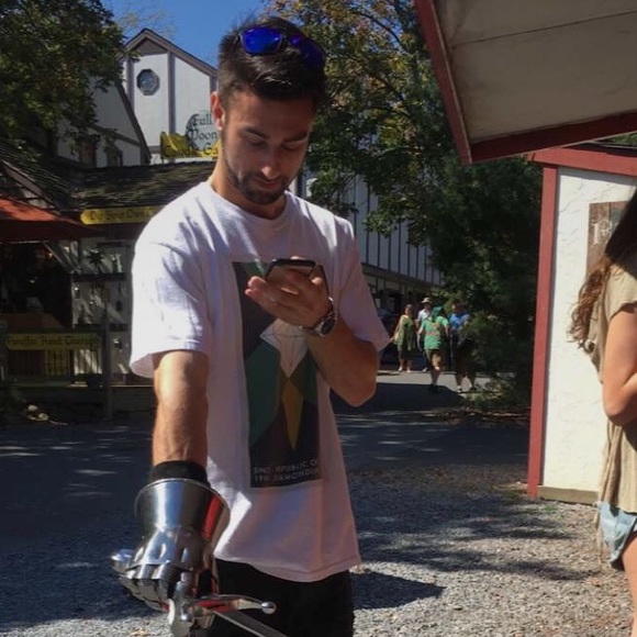 Profile Picture of Chris Costa (@chicosta12) on Poshmark