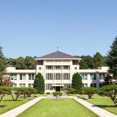 Profile Picture of 東京女子大学 (@twcuPR) on Twitter