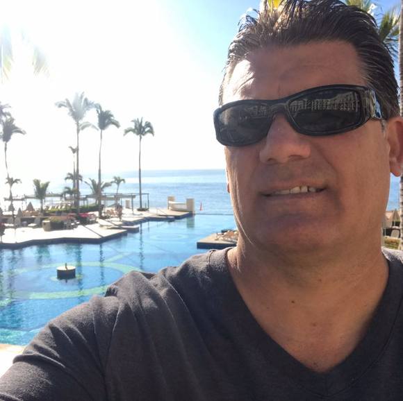 Profile Picture of Jeff Harmon (@jeffharmon179) on Poshmark